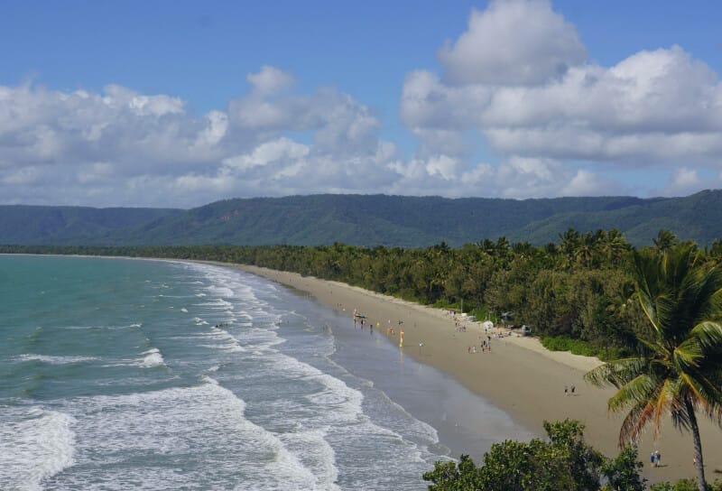 ¿Es ilegal hacer topless en las playas de Australia?